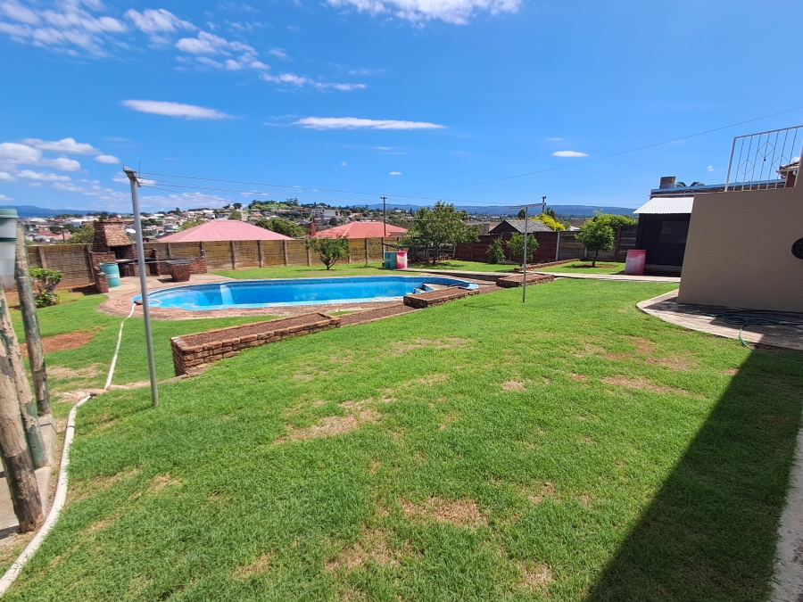 3 Bedroom Property for Sale in Van Riebeeck Hoogte Eastern Cape